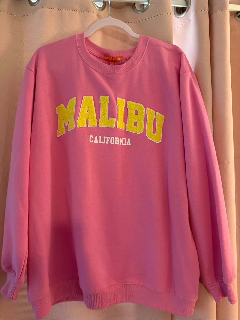 Malibu California Pink Crewneck Sweatshirt